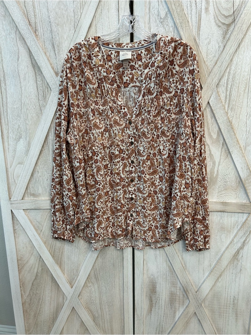 Knox Rose Cream and Brown Paisley Button-Front Blouse
